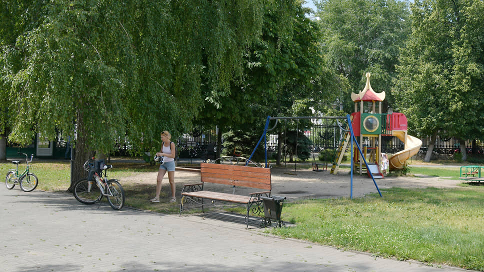Парк культуры и отдыха «Первомайский сад». Детская площадка на месте, где был аттракцион «Автодром».