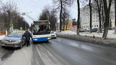 Из-за пожара в центре Ярославля встали трамваи и троллейбусы