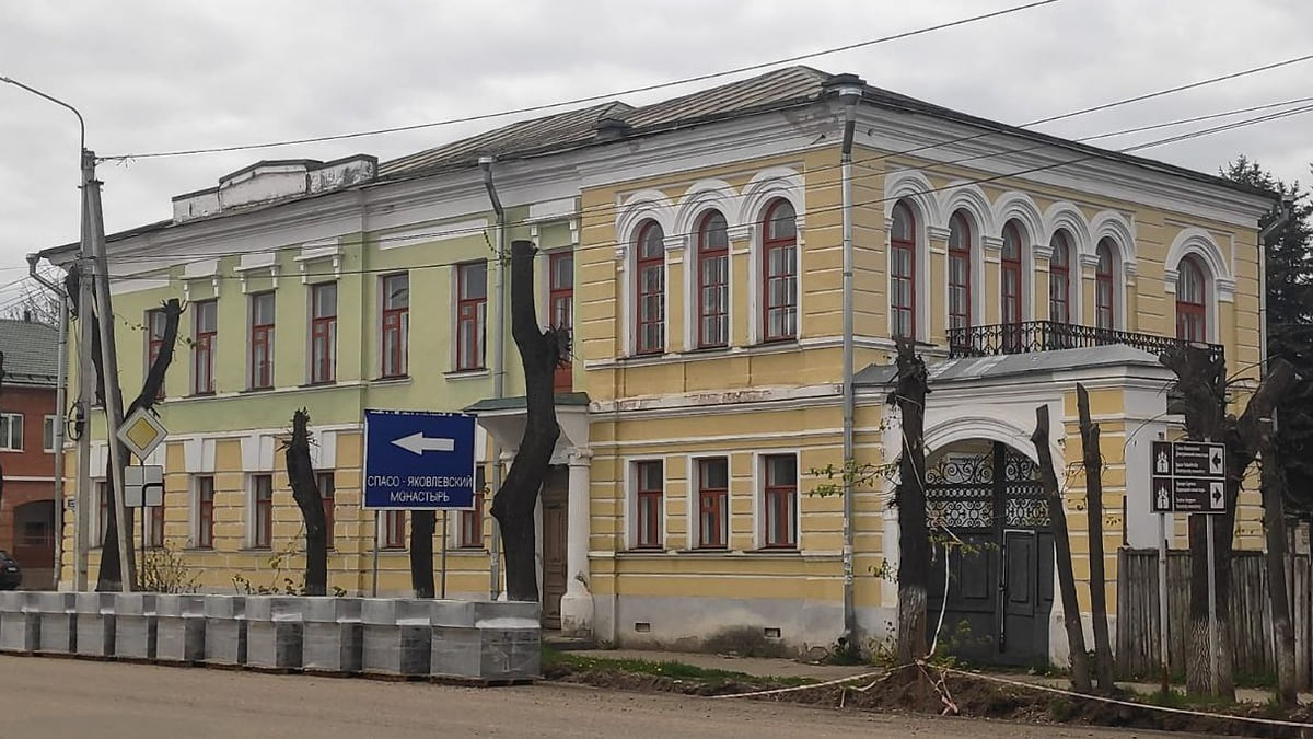 В Волковском театре Ярославля прошла премьера спектакля «Предстоящее  событие» – Коммерсантъ Ярославль