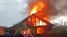В Ярославской области дом сгорел после удара молнии