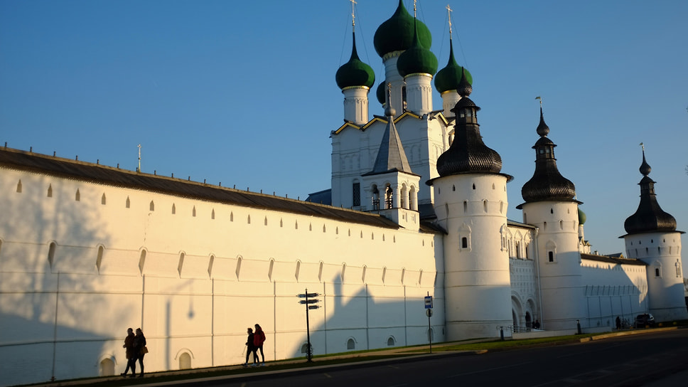 Церковь Иоанна Богослова в Ростовском кремле