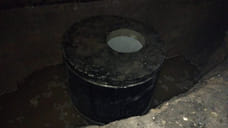 Строитель водопровода заплатил ребенку за падение в траншею в Любиме