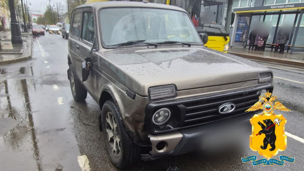Автомобиль, сбивший пешехода