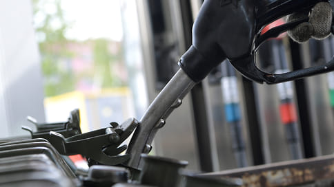 В Ярославской области запретят продажу горючего и краски несовершеннолетним