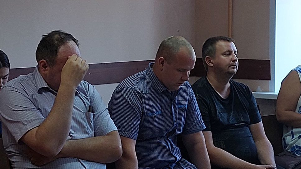Слева на право: Вячеслав Шашкин, Сергей Кузьмин, Сергей Гусарин