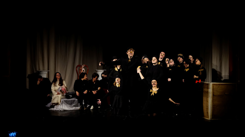 Творческое поздравление от курса доцента Натальи Хабариной