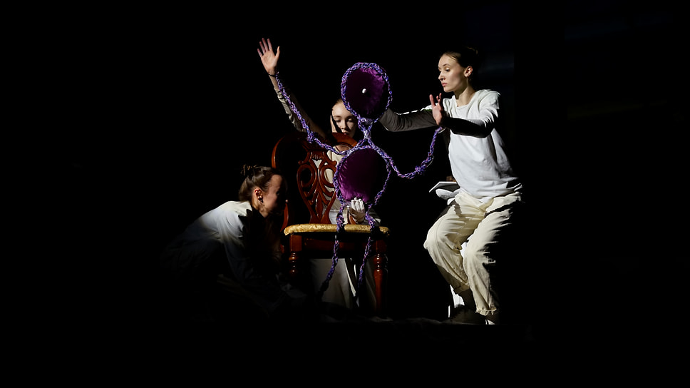 Номер-посвящение ярославской школе театра кукол