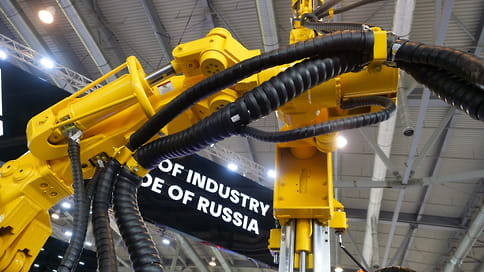 Молодой рабочий класс // Почему Россия пока отстает в роботизации промышленности