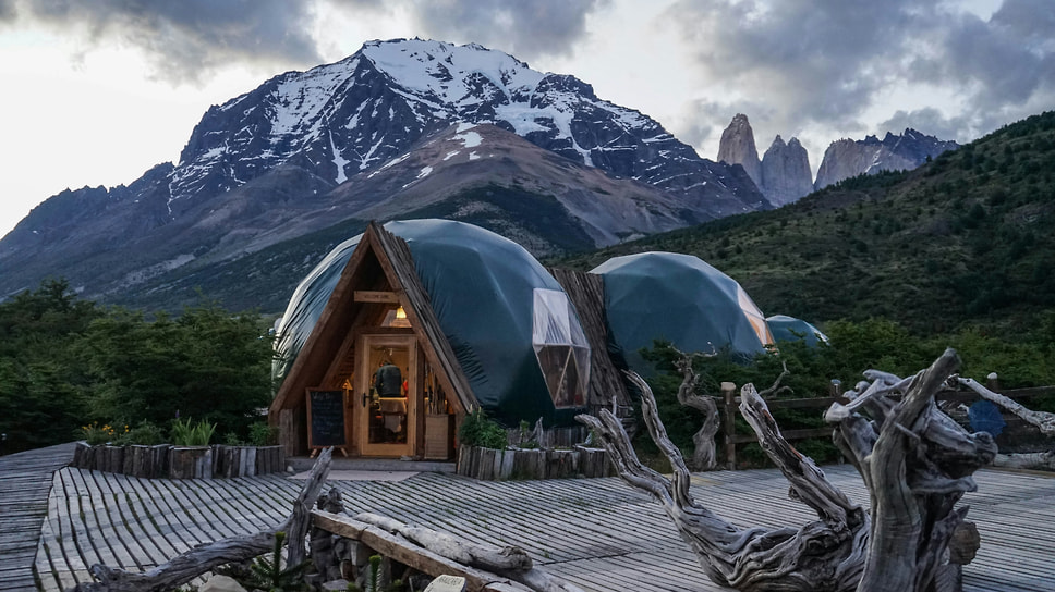 Почему растет популярность глэмпинг-туризма