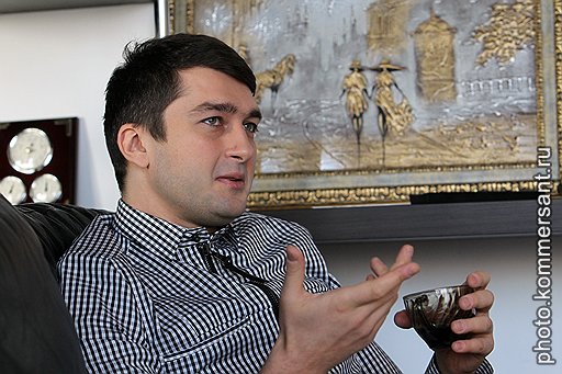 Роман Саркисов
