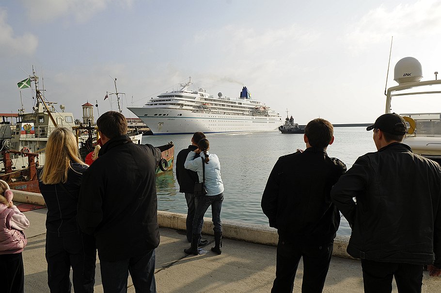 В морском порту во время лондонской олимпиады была организована ежедневная трансляция игр