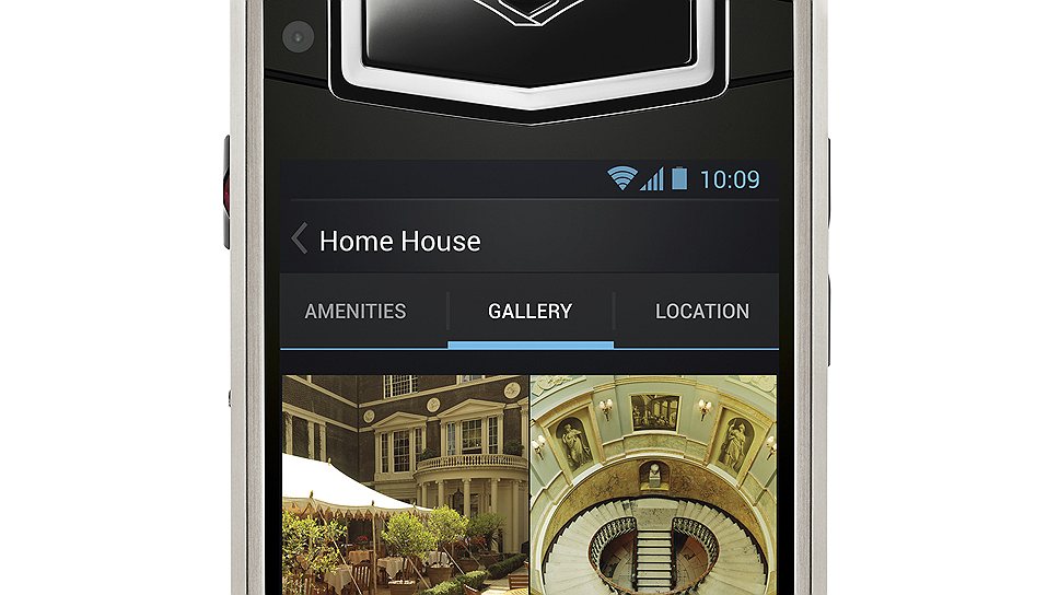 Смартфон Vertu Ti: операционная система Google Android 4, двухъядерный процессор 1,7 ГГц, корпус из полированного титана, сапфировый экран диагональю 3,7 дюйма, 64 Гб встроенной памяти, 8-мегапиксельная основная камера на задней панели, 1,3-мегапиксельная фронтальная камера, технология обмена данными Secure NFC, функция оплаты одним нажатием Tap to Pay. Сервис Vertu: 24 часа в сутки, 7 дней в неделю 
