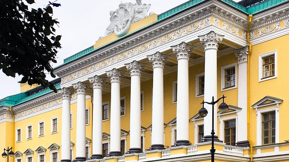 Four Seasons Lion Palace — первый проект цепочки в России