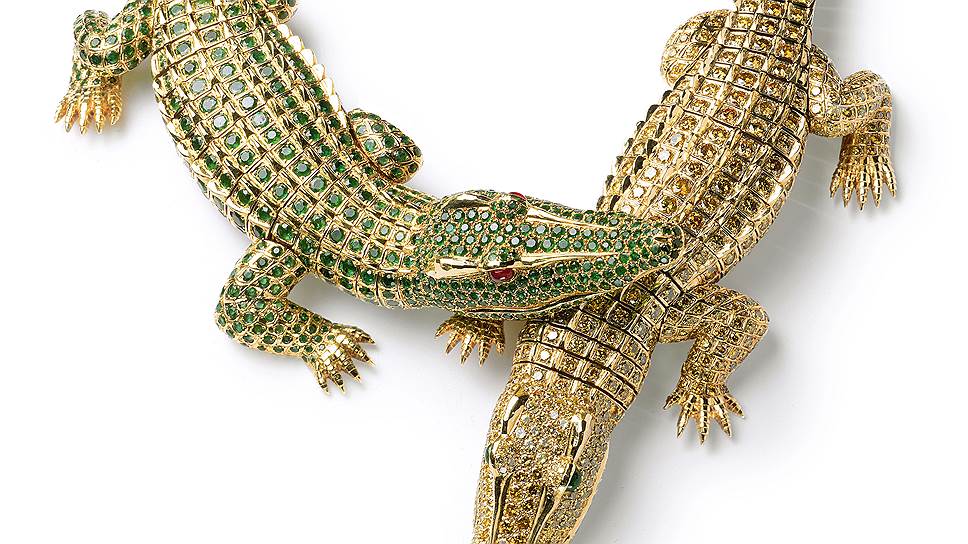 Колье-трансформер с крокодилами (можно носить как две броши), золото, бриллианты, изумруды, рубины, заказ Марии Феликс, 1975 год 
