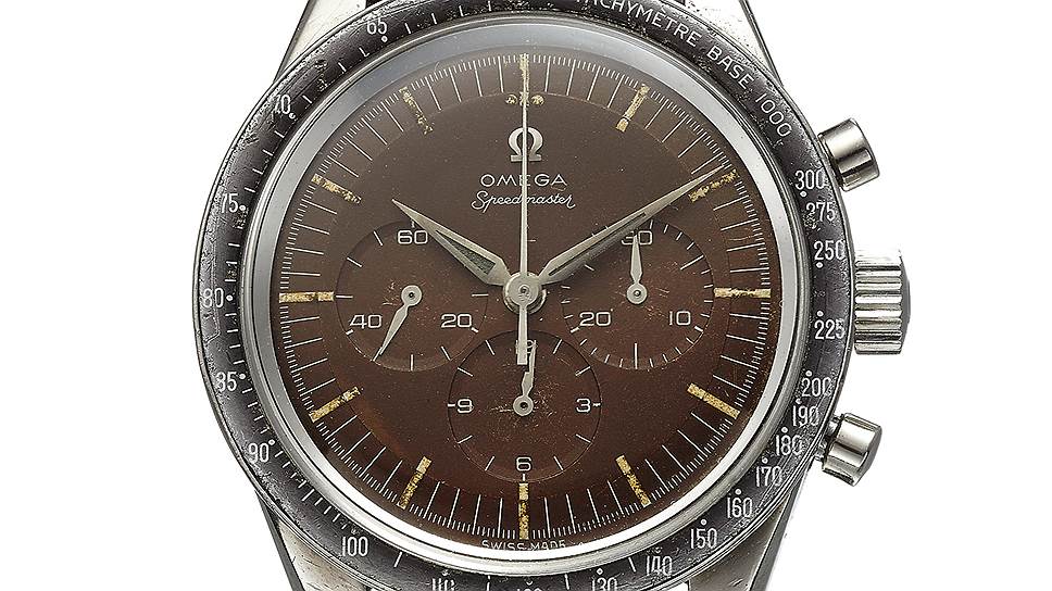 Omega, Speedmaster with Tropical Dial, аукцион Antiquorum 30 сентября 2014, проданы за $28,75 тыс. 
