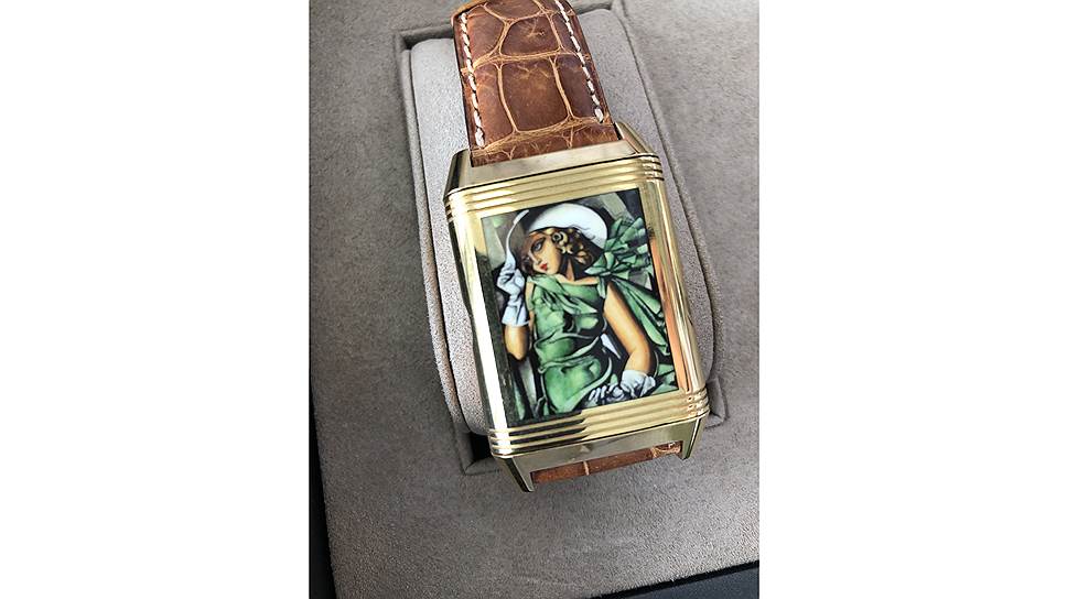 Jaeger-LeCoultre, Reverso Tribute Enamel Tamara de Lempicka, 45,5 х 27,4 мм, розовое золото, картины Тамары Лемпицкой «Девушка с перчатками», механизм с ручным подзаводом
