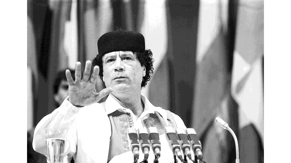 Ливийский лидер Муаммар Каддафи на саммите Неприсоединившихся стран 5 сентября в 1989 года