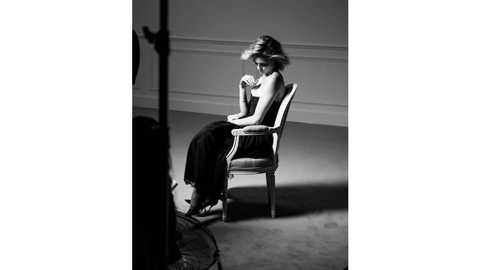 Кара Делевинь - лицо ювелирной коллекции Dior Rose des Vents