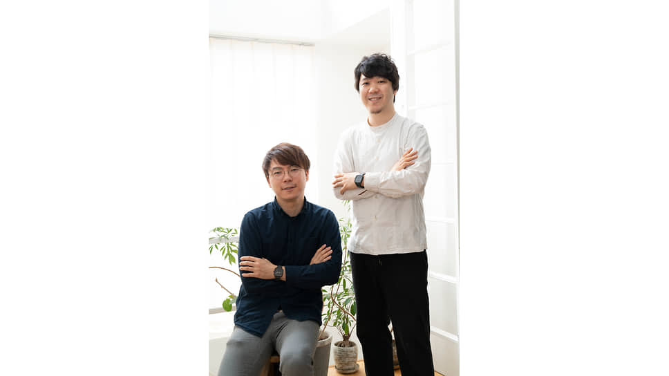 Дизайнеры Наоки Оно (слева) и Юки Ямамото из токийской студии YOY