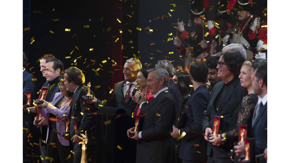 Первая после карантинов очная церемония Grand Prix d’Horlogerie de Geneve прошла, как бывало, при огромном стечении публики. Призы пролились золотым дождем на часовщиков-победителей
