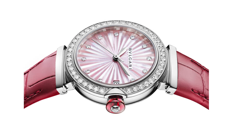 Bvlgari Lvcea Intarsio Pink Mother-Of-Pearl, корпус 33 мм из нержавеющей стали с бриллиантами, перламутровый циферблат в технике интарсии