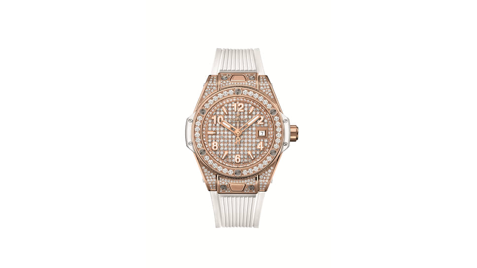 Hublot Big Bang One Click King Gold White Full Pave, корпус из золота King Gold с мануфактурным механизмом MHUB1120 с автоматическим подзаводом и запасом хода 40 часов, паве из 398 бриллиантов общим весом около 2,62 карата