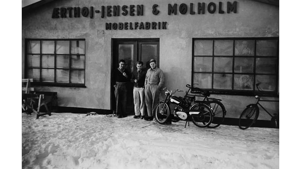 Архивное фото фабрики, 1950-е годы