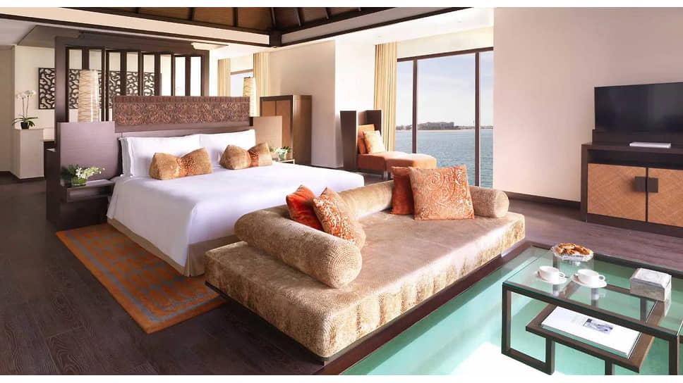 В номере отеля Anantara The Palm Dubai Resort