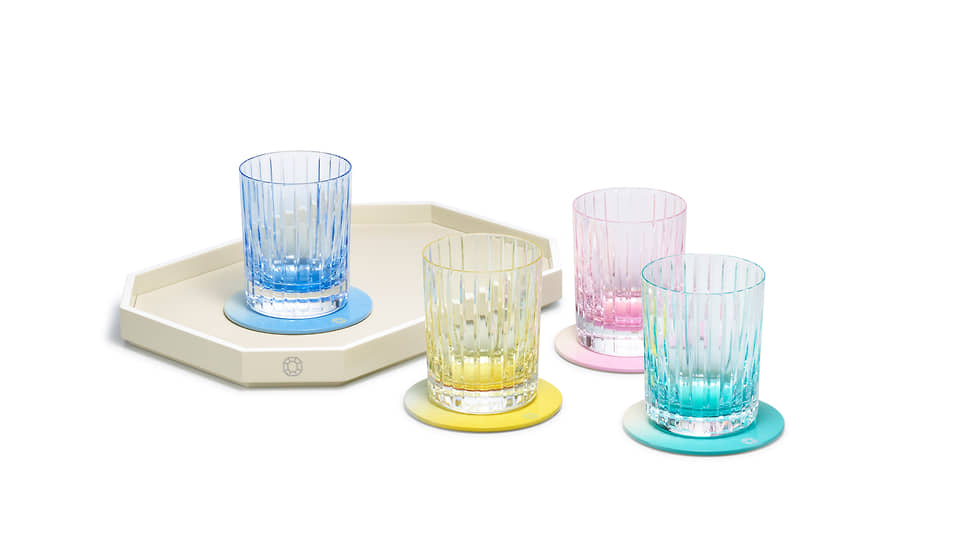 Стаканы для виски Harmonie Pastel, поднос и набор из четырех подставок Octogone
