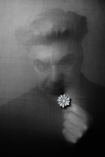 Брошь-подвеска «Веера», белое золото, бриллианты, Posiè