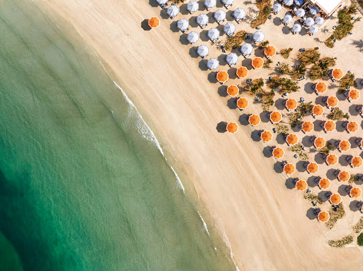 На территории отеля Jumeirah Marsa Al Arab 