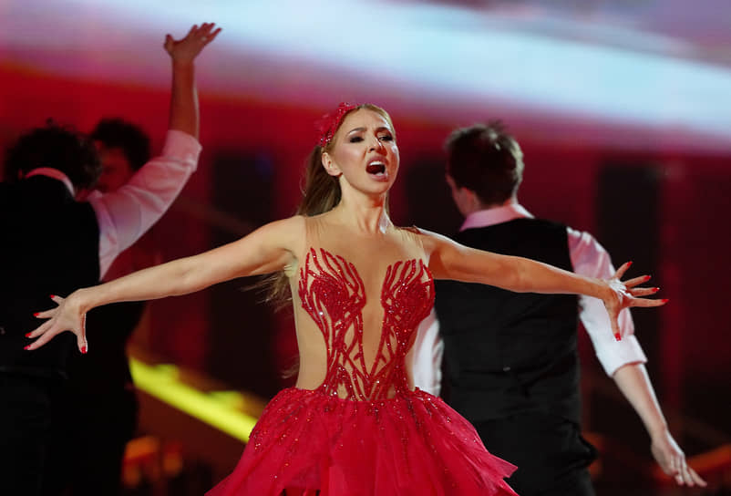 Татьяна Навка всегда на первом плане