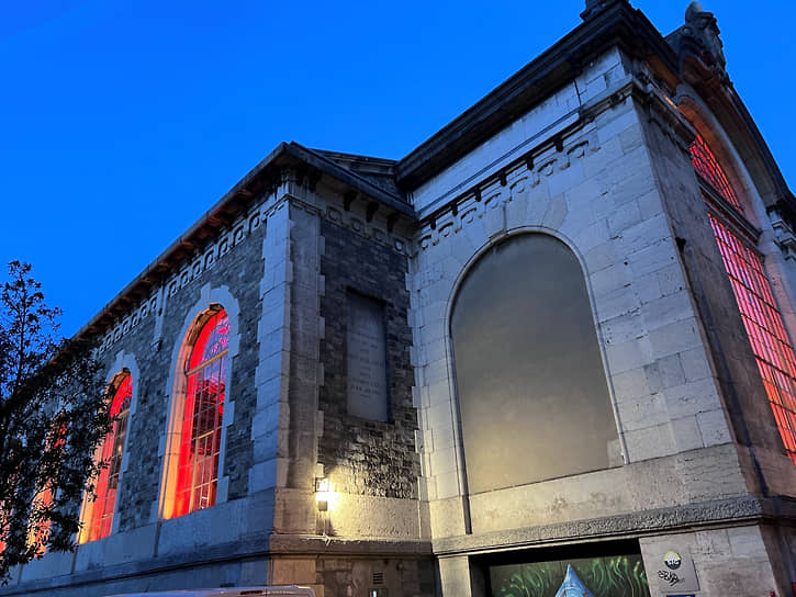 Церемония GPHG впервые состоялась в монументальном здании бывшей городской электростанции — таком же памятнике культуры, как и часовое искусство