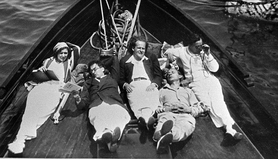 Справа налево: Чарли Чаплин, Эдуард Тиссэ, Сергей Эйзенштейн, Айвор Монтегю, 1930 год 