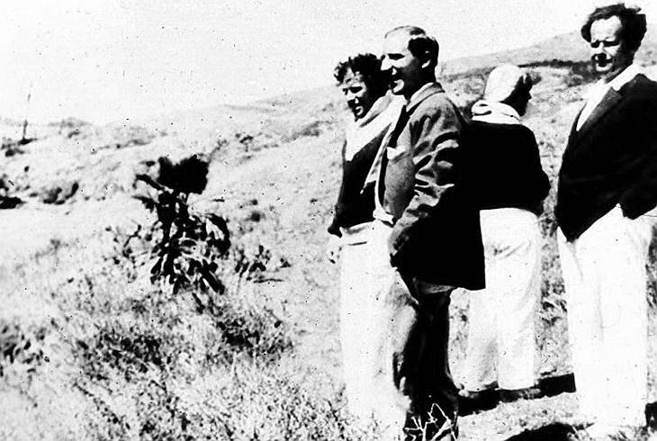 Чарли Чаплин (слева), Эдуард Тиссэ, Сергей Эйзенштейн (справа), 1930 год