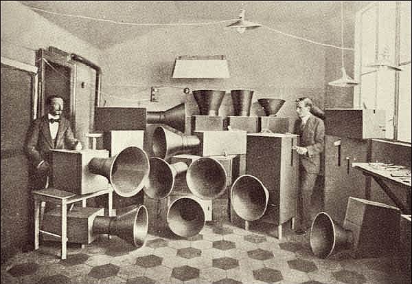 Луиджи Руссоло и Уго Пьятти, 1913 год