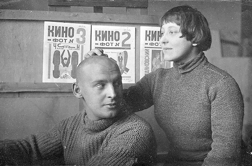 Александр Родченко и Варвара Степанова. Фотограф Михаил Кауфман, 1923
