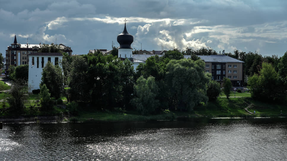 Церковь Успения Пресвятой Богородицы с Пароменья. Псков, 2023