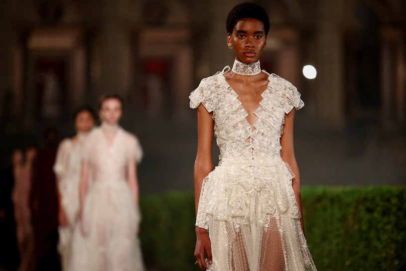 Показ коллекции Cruise 2026 от Dior