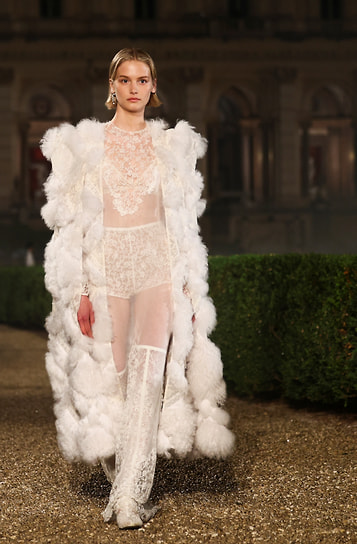 Показ коллекции Cruise 2026 от Dior
