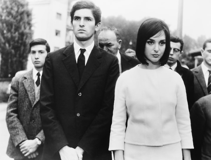 В фильме «Перед революцией» (1964) Бернардо Бертолуччи актриса сыграла одну из своих главных ролей и стала символом нового итальянского кино. На момент съемок она встречалась с режиссером