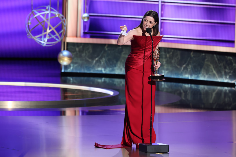 Кристин Милиоти получила статуэтку за лучшую женскую роль в мини-сериале «Пингвин» 