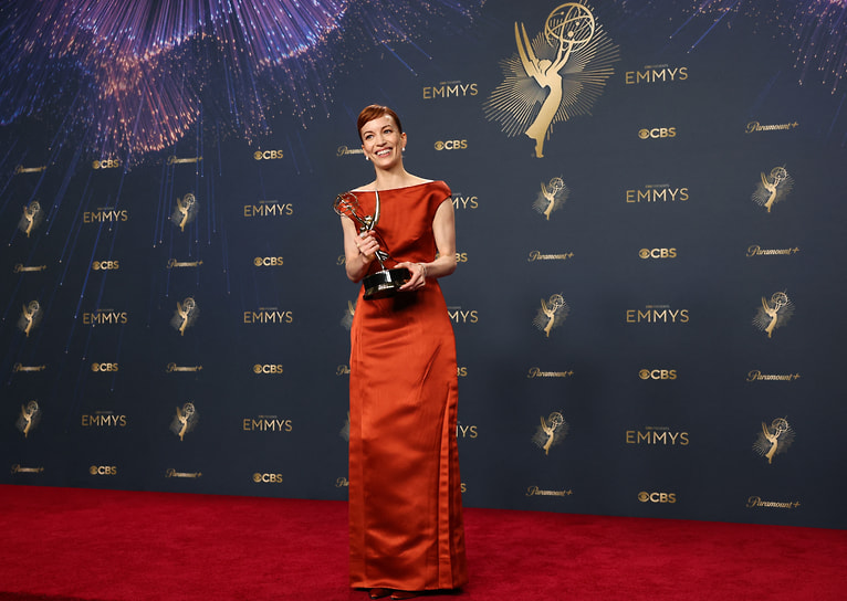 Бритт Лоуэр получила премию за роль в сериале «Разделение»