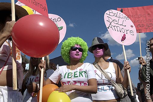 Итальянские проститутки переоденутся в монашек