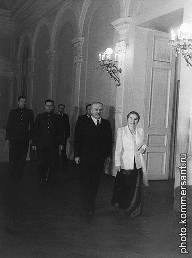 &quot;Молотов не возражал и тогда, когда арестовали его жену Полину Жемчужину. А он ее искренне всю жизнь любил&quot; 