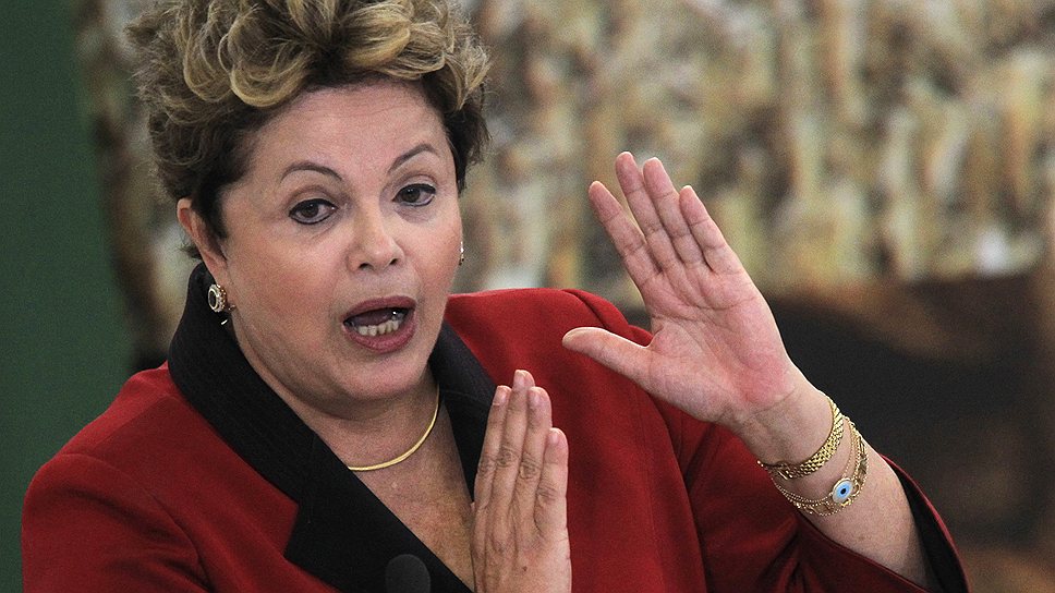 Президенту Бразилии Дилме Руссефф не удается сдерживать недовольство граждан социальной политикой, затеяв для них Олимпиаду и футбольный турнир