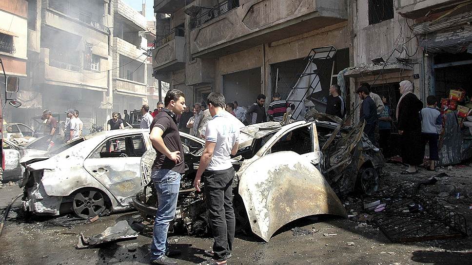 После трех лет обстрелов и двух лет осады Хомс возвращается под контроль сирийского правительства 

