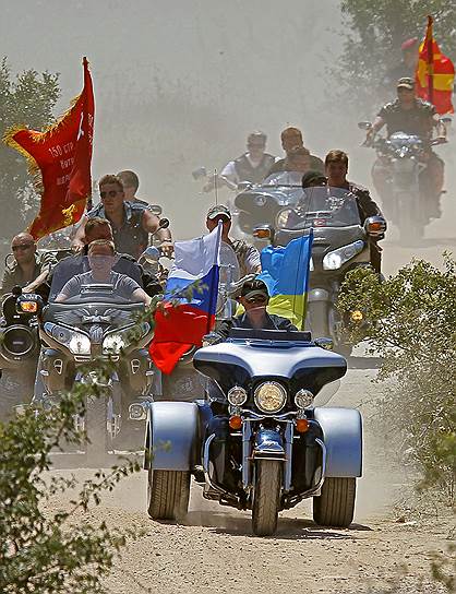 Премьер-министр Владимир Путин. Крым, 2010 год 
