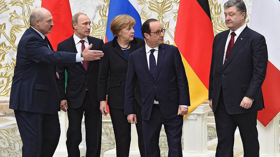11-12 февраля &quot;нормандская четверка&quot; — главы Украины, России, Германии, Франции — провела шестнадцатичасовые переговоры по ситуации в Донбассе 
