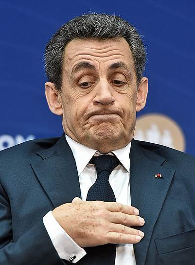 Победа на президентских выборах весной следующего года может спасти Никола Саркози от судебного процесса